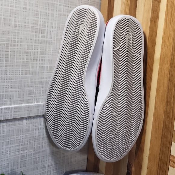 Nike SB Blazer Court. Mid, White University Red, Casual Sneakers - Picture 5 of 6